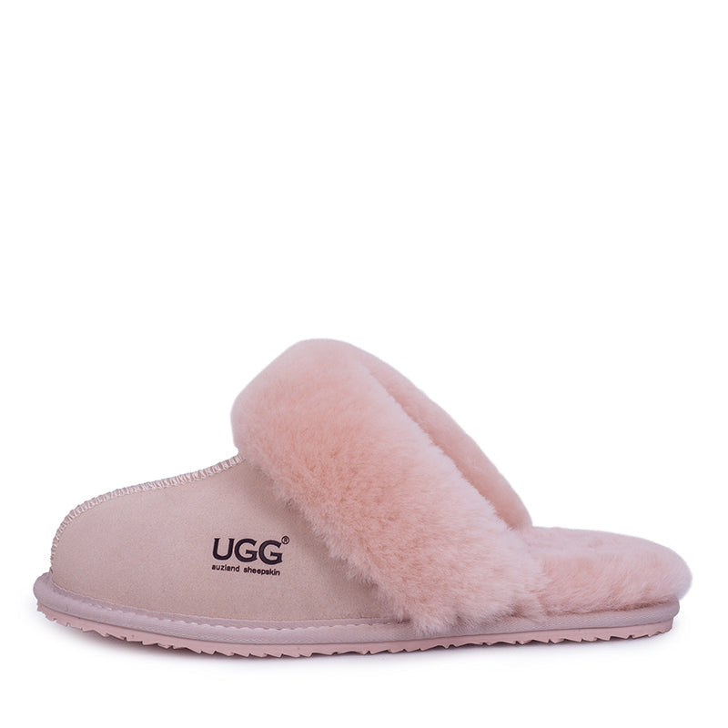 UGG Premium Traditional Scuff